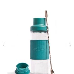 Masontops mason jar cocktail shaker kit